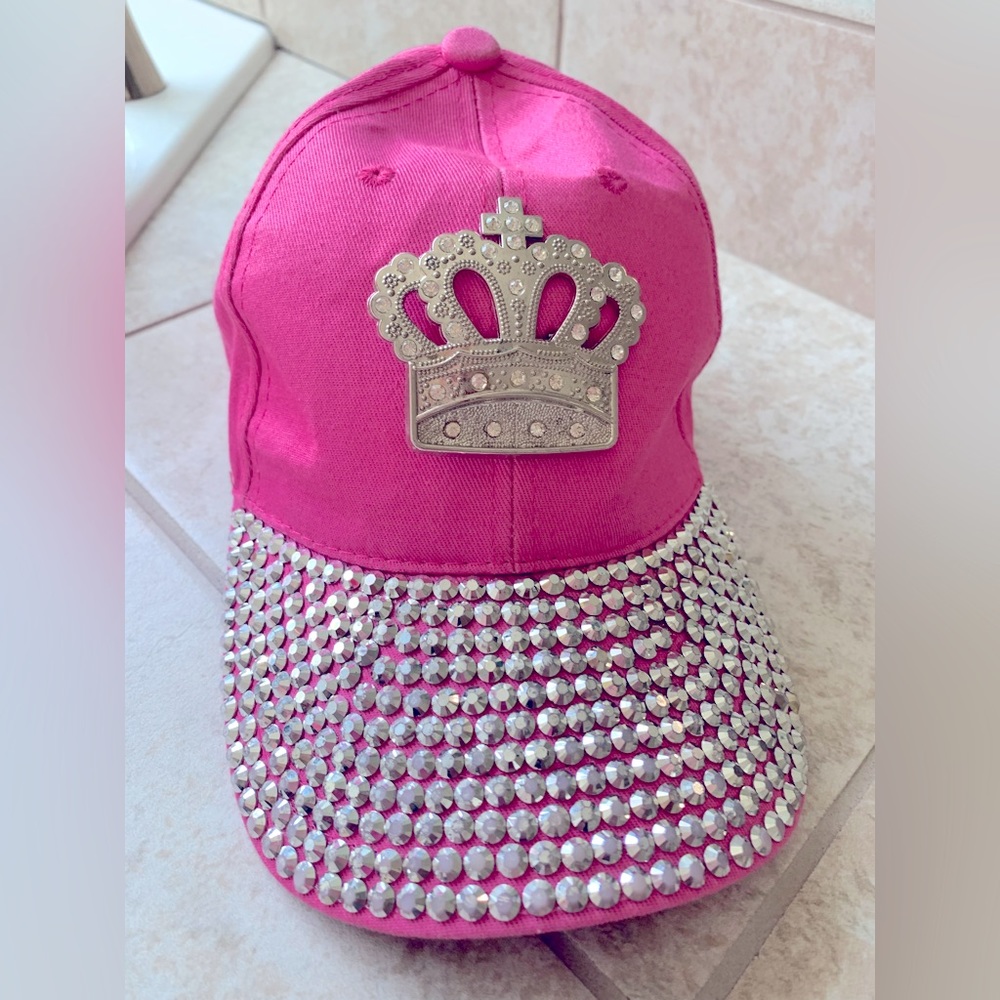 Gorgeous pink bling hat!